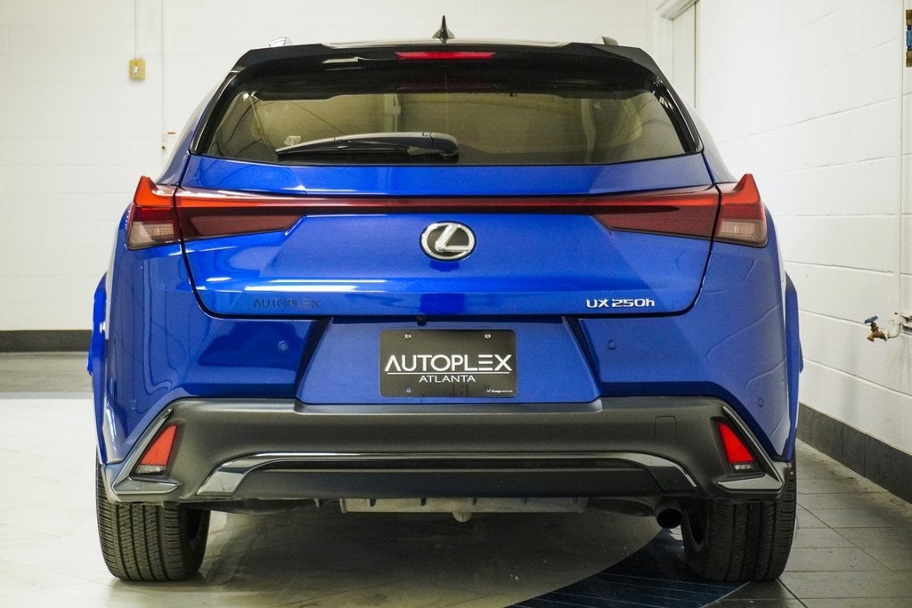 2023 Lexus UX 250h F SPORT Handling