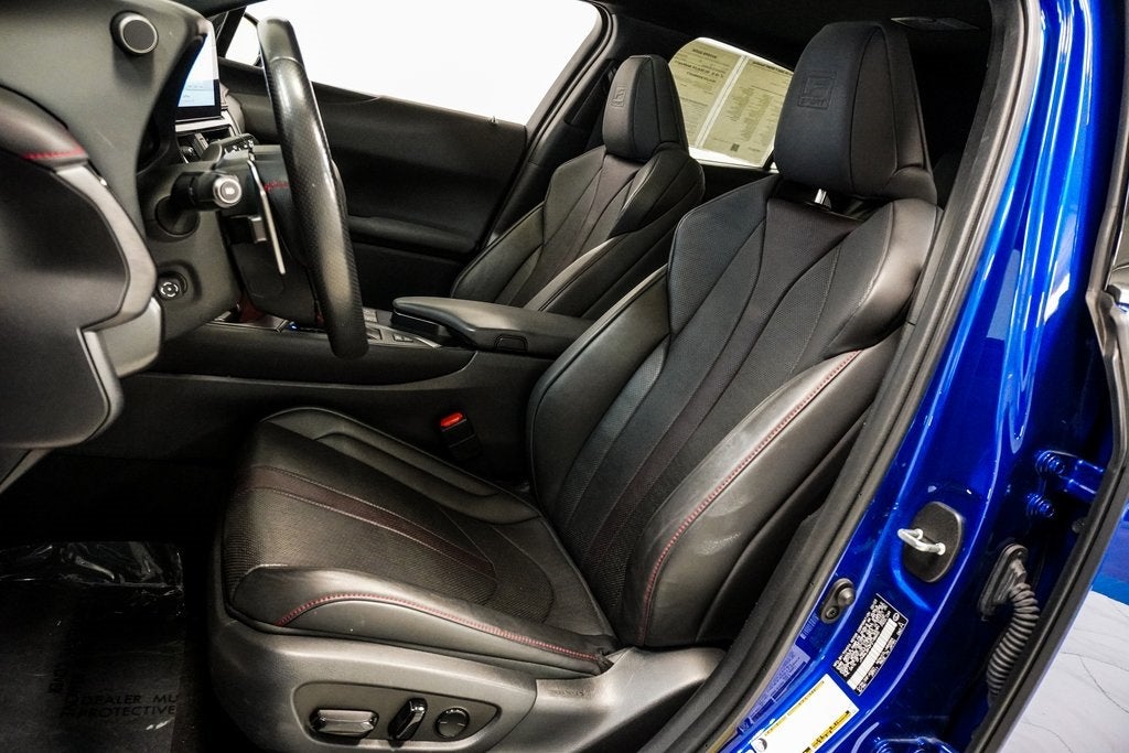 2023 Lexus UX 250h F SPORT Handling