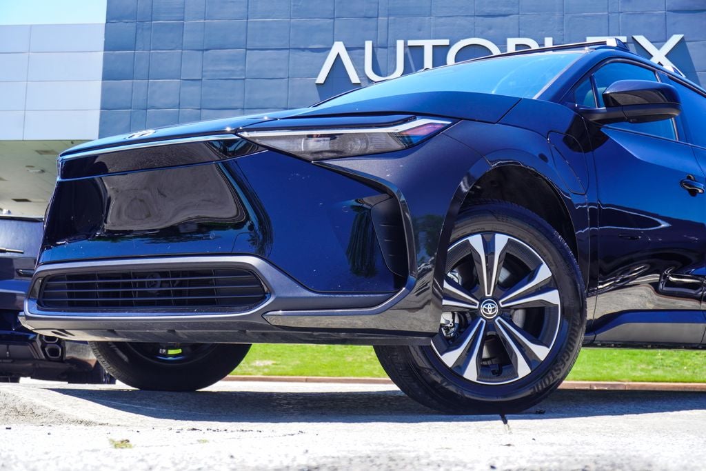 2024 Toyota bZ4X XLE