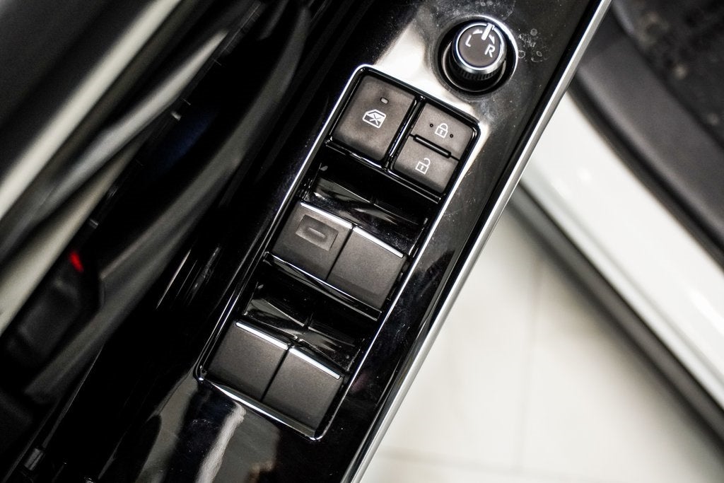 2024 Toyota bZ4X Limited