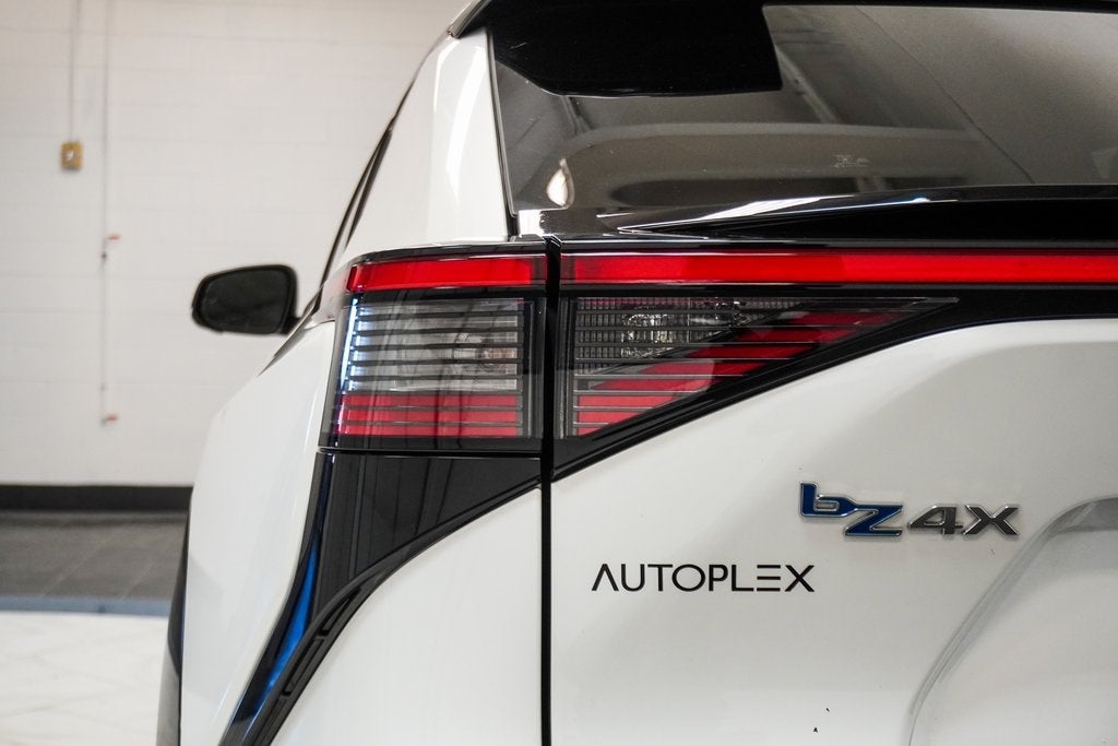 2024 Toyota bZ4X Limited