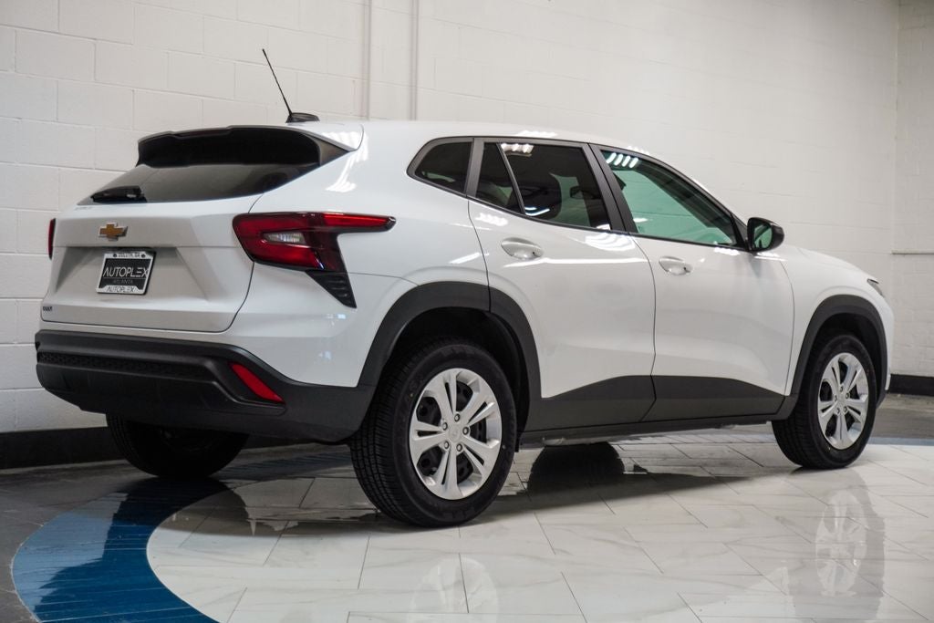 2025 Chevrolet Trax LS