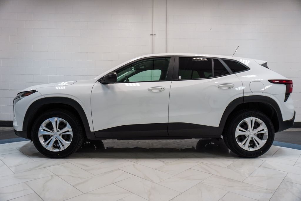 2025 Chevrolet Trax LS