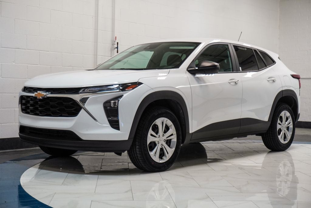 2025 Chevrolet Trax LS