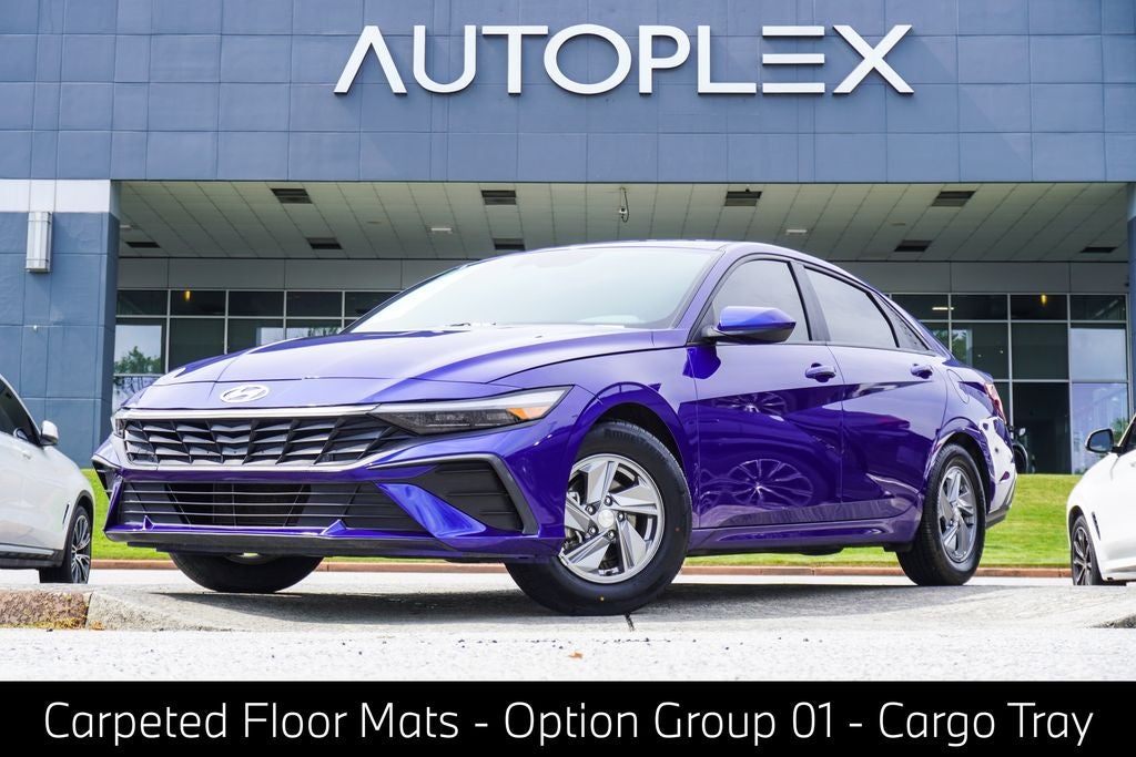 2024 Hyundai Elantra SE