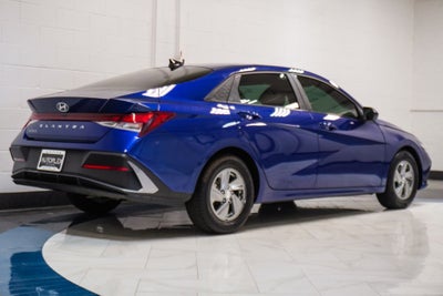 2024 Hyundai Elantra SE