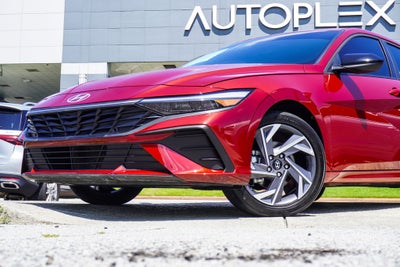 2025 Hyundai Elantra SEL Sport