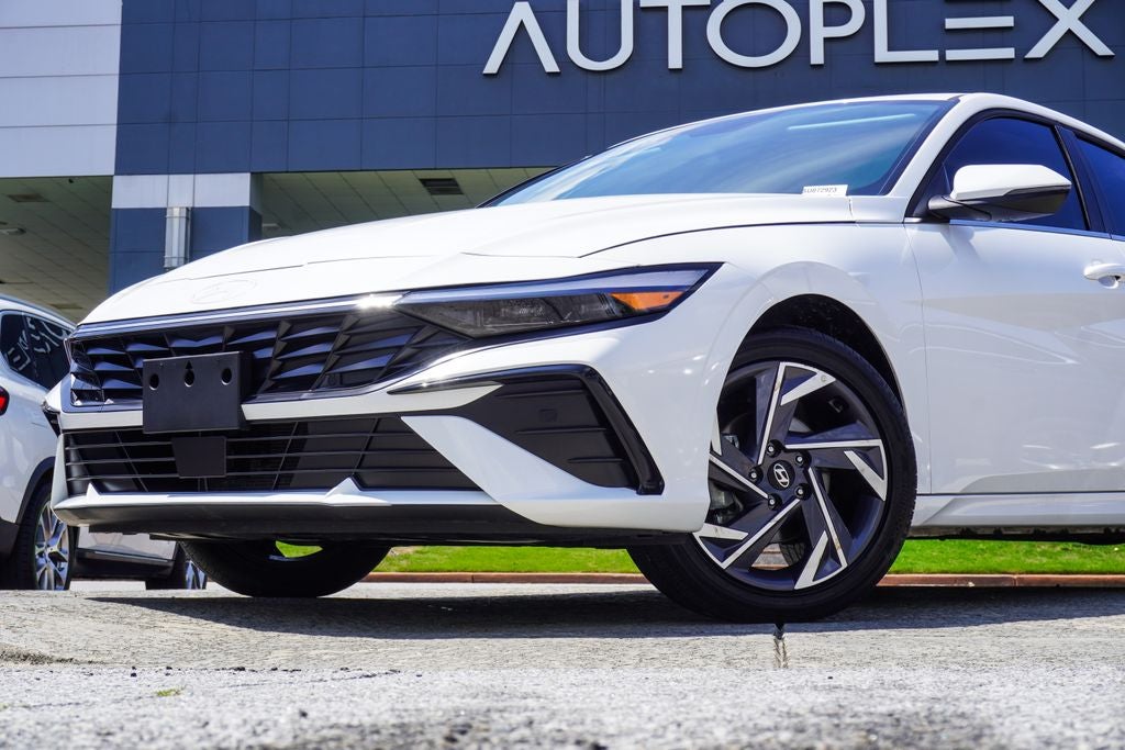 2025 Hyundai Elantra Limited