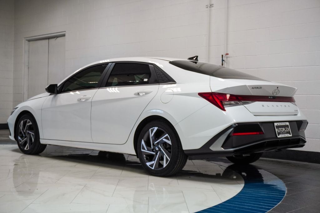 2025 Hyundai Elantra Limited