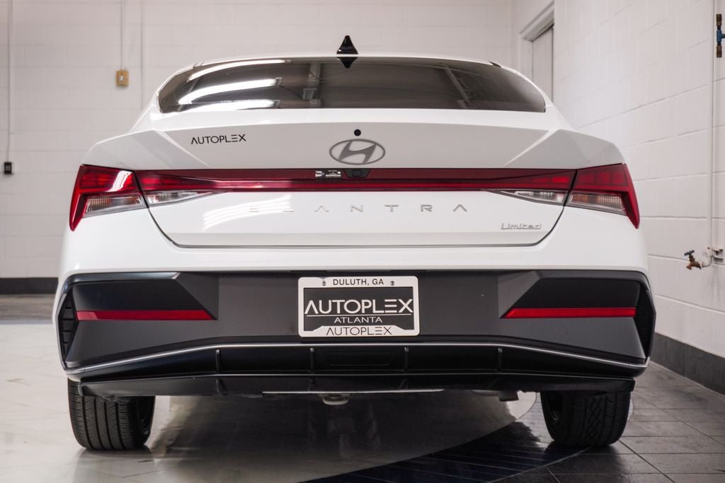 2025 Hyundai Elantra Limited