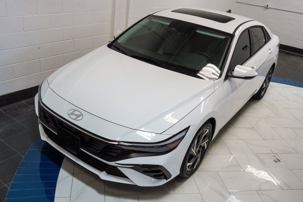 2025 Hyundai Elantra Limited