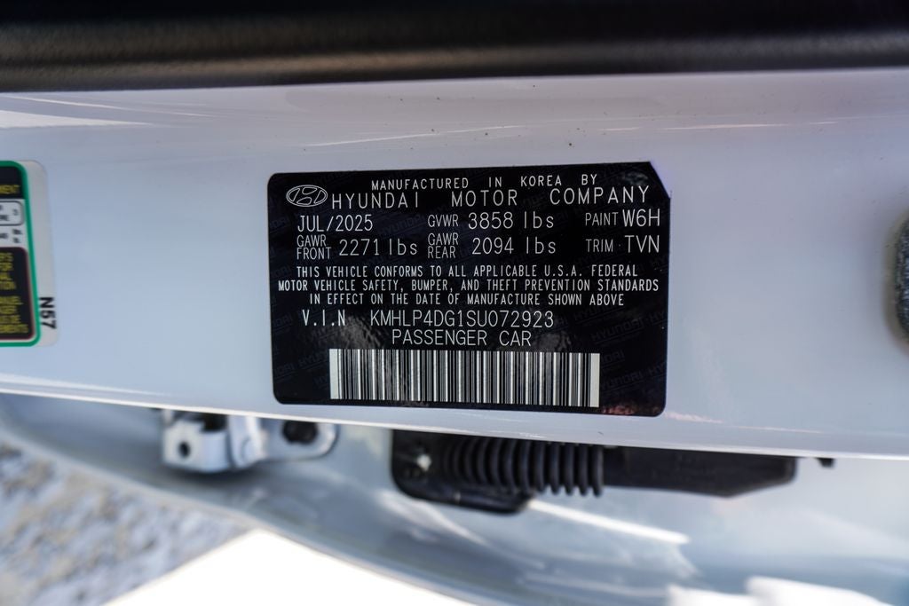 2025 Hyundai Elantra Limited