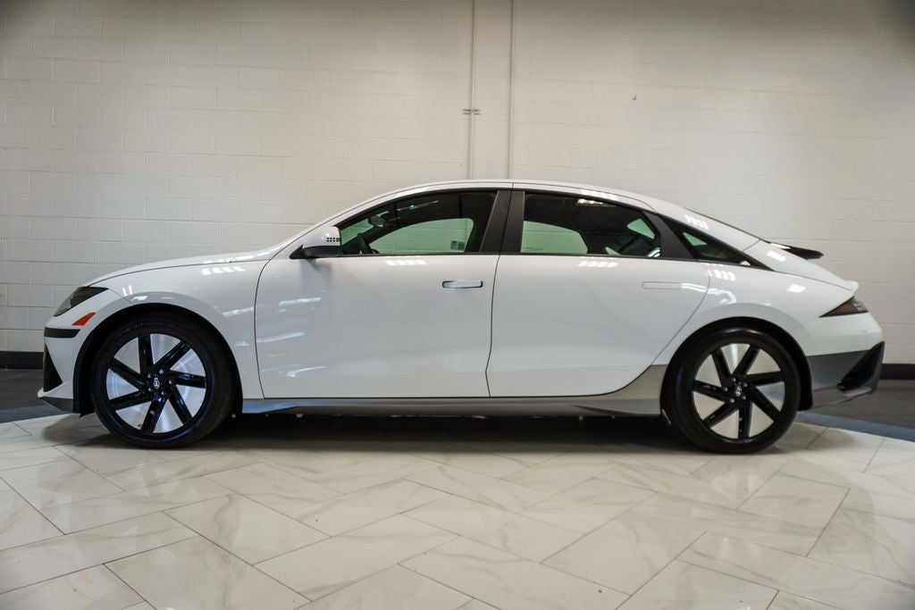2024 Hyundai IONIQ 6 SE