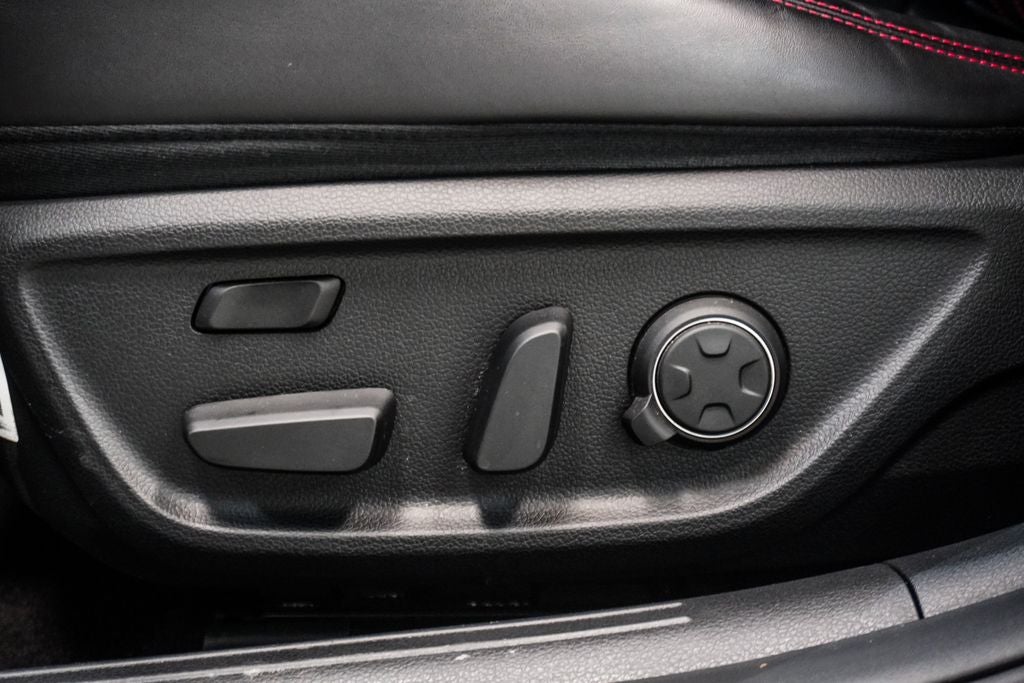 2023 Genesis G70 3.3T