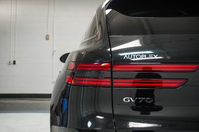 2023 Genesis GV70 2.5T