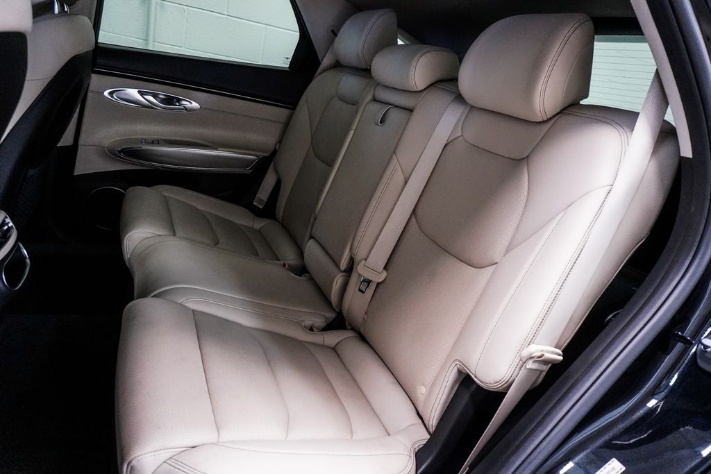 2023 Genesis GV70 2.5T