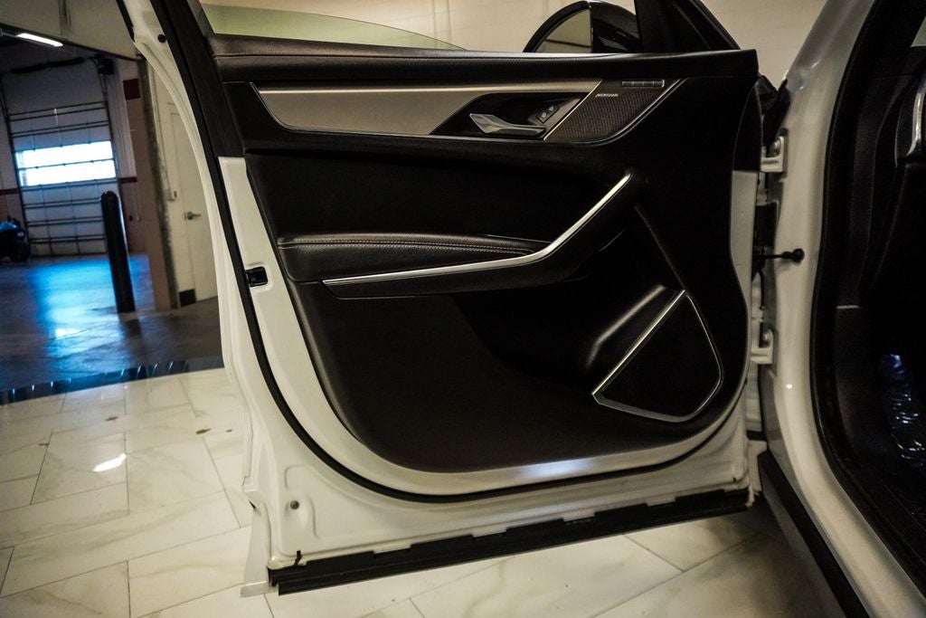 2024 Jaguar F-PACE P250 R-Dynamic S