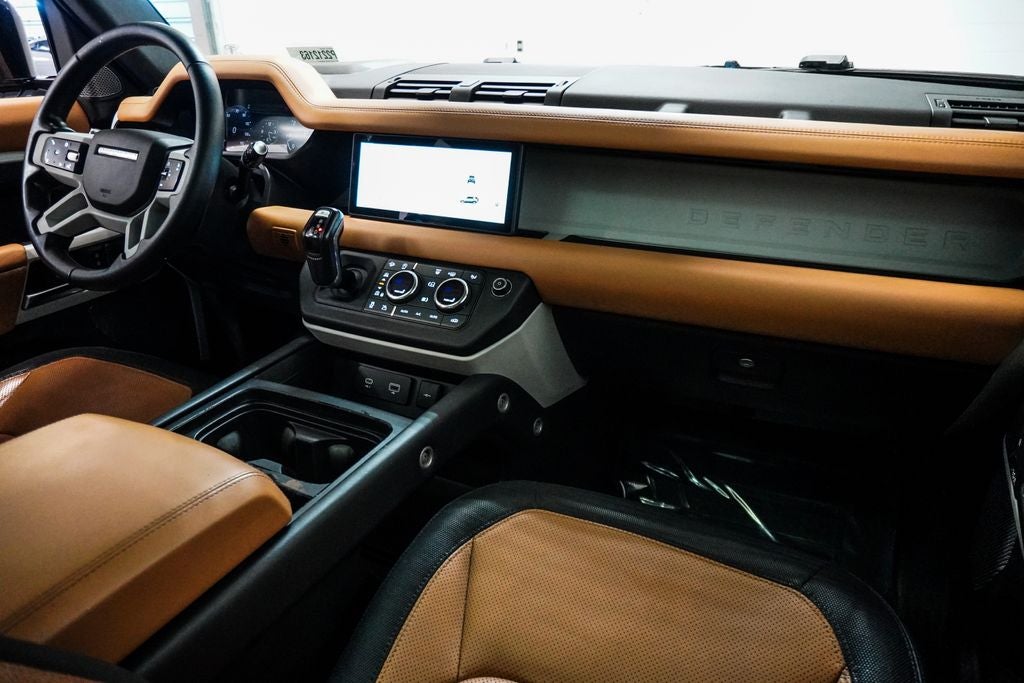 2023 Land Rover Defender 110 X-Dynamic SE