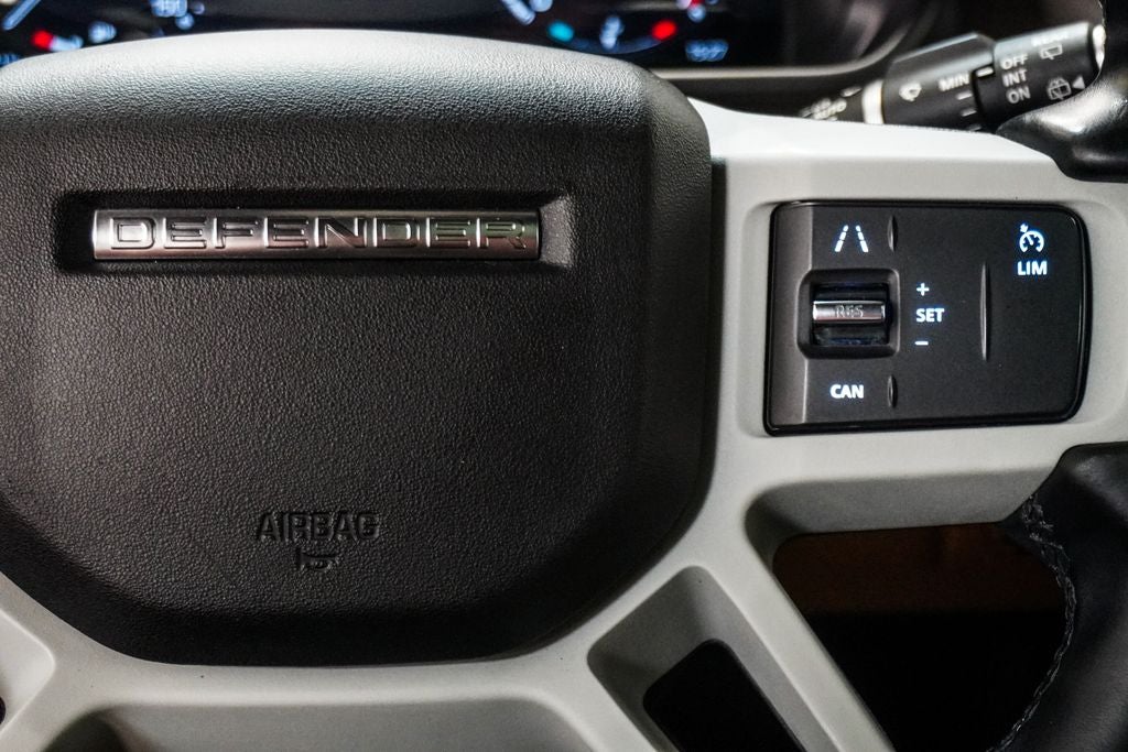 2023 Land Rover Defender 110 X-Dynamic SE