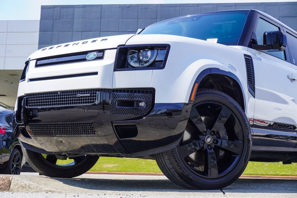 2023 Land Rover Defender 110 X-Dynamic SE
