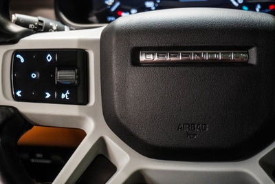 2023 Land Rover Defender 110 X-Dynamic SE