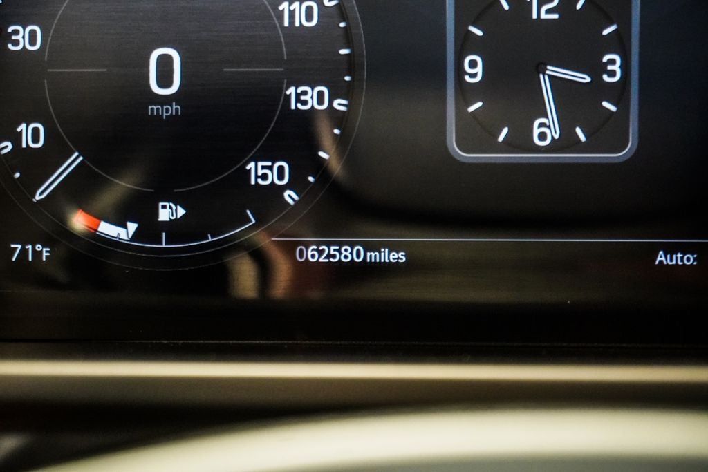 2023 Land Rover Defender 110 X-Dynamic SE