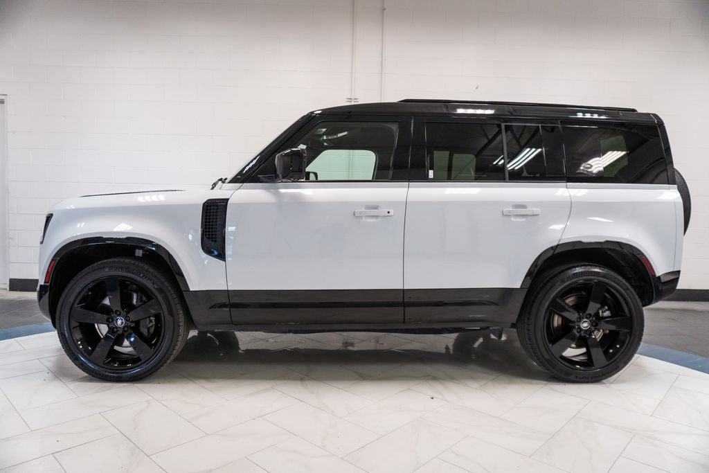 2023 Land Rover Defender 110 X-Dynamic SE
