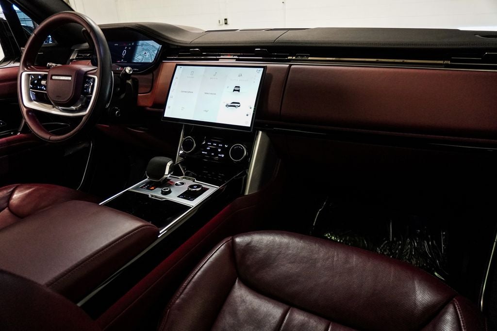 2023 Land Rover Range Rover SE