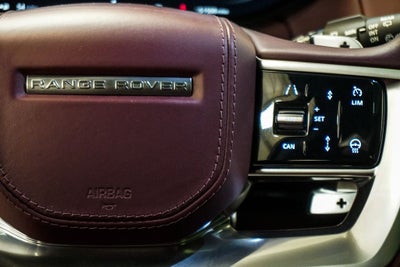 2023 Land Rover Range Rover SE