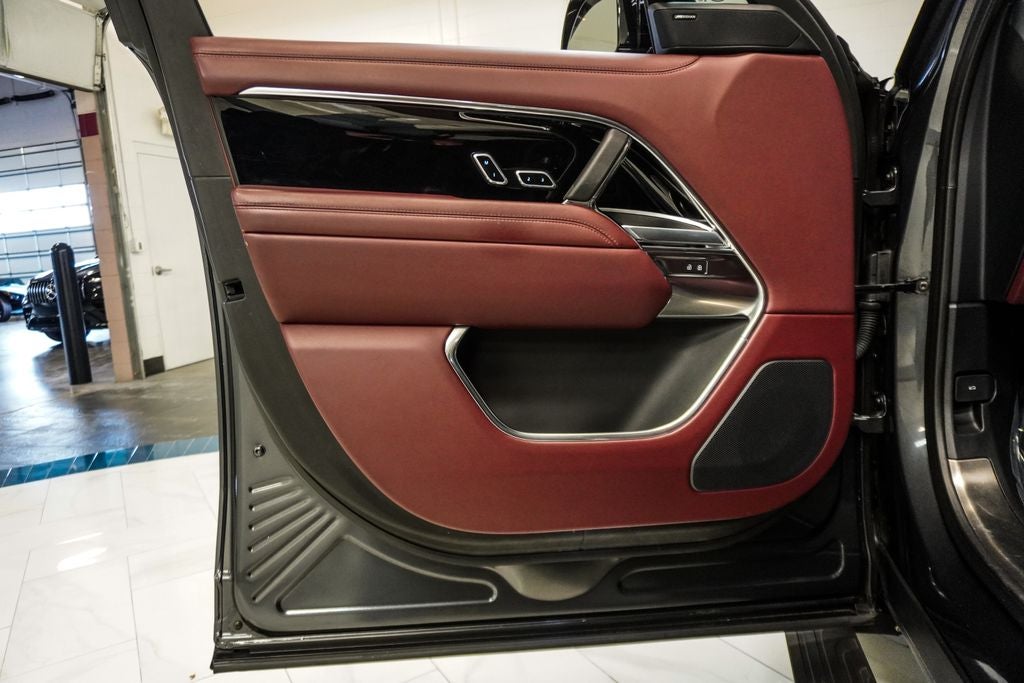 2023 Land Rover Range Rover SE