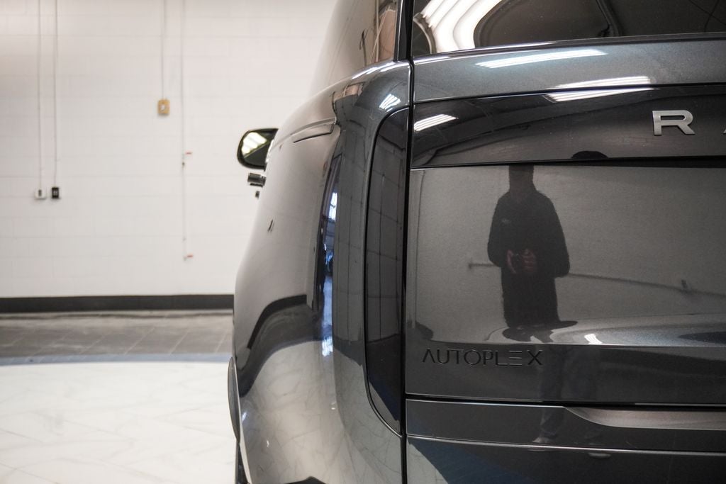 2023 Land Rover Range Rover SE