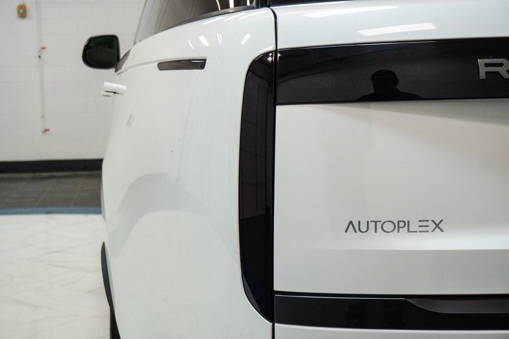 2023 Land Rover Range Rover SE