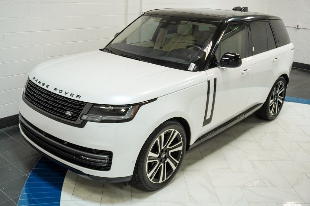 2023 Land Rover Range Rover SE