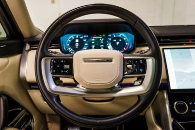 2023 Land Rover Range Rover SE