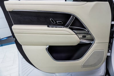 2023 Land Rover Range Rover SE