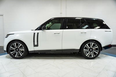 2023 Land Rover Range Rover SE
