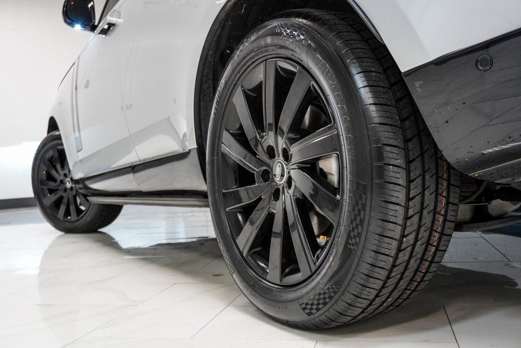 2023 Land Rover Range Rover SE