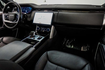 2023 Land Rover Range Rover SE
