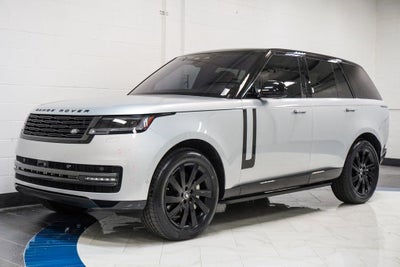 2023 Land Rover Range Rover SE