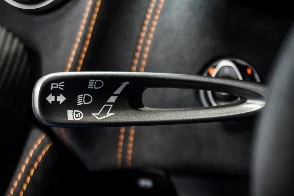 2020 McLaren 600LT Base