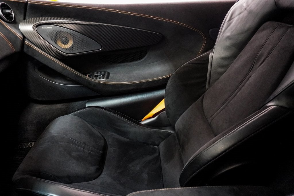 2020 McLaren 600LT Base