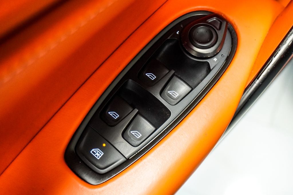 2021 Aston Martin DBX Base