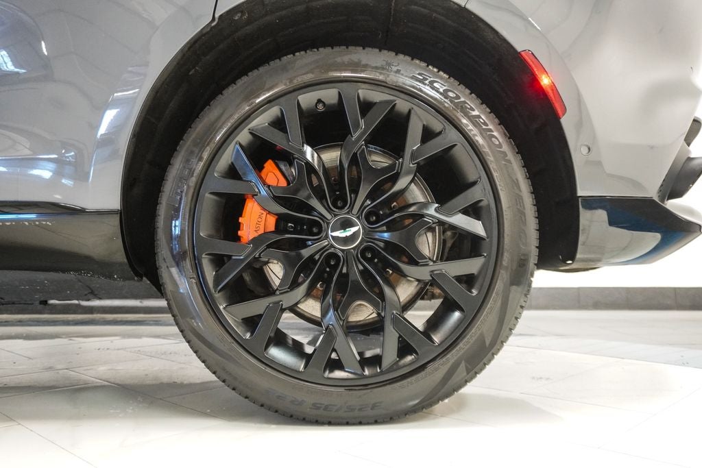 2021 Aston Martin DBX Base