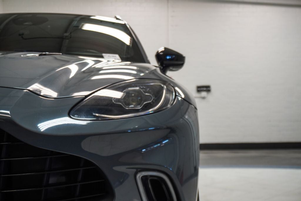 2021 Aston Martin DBX Base