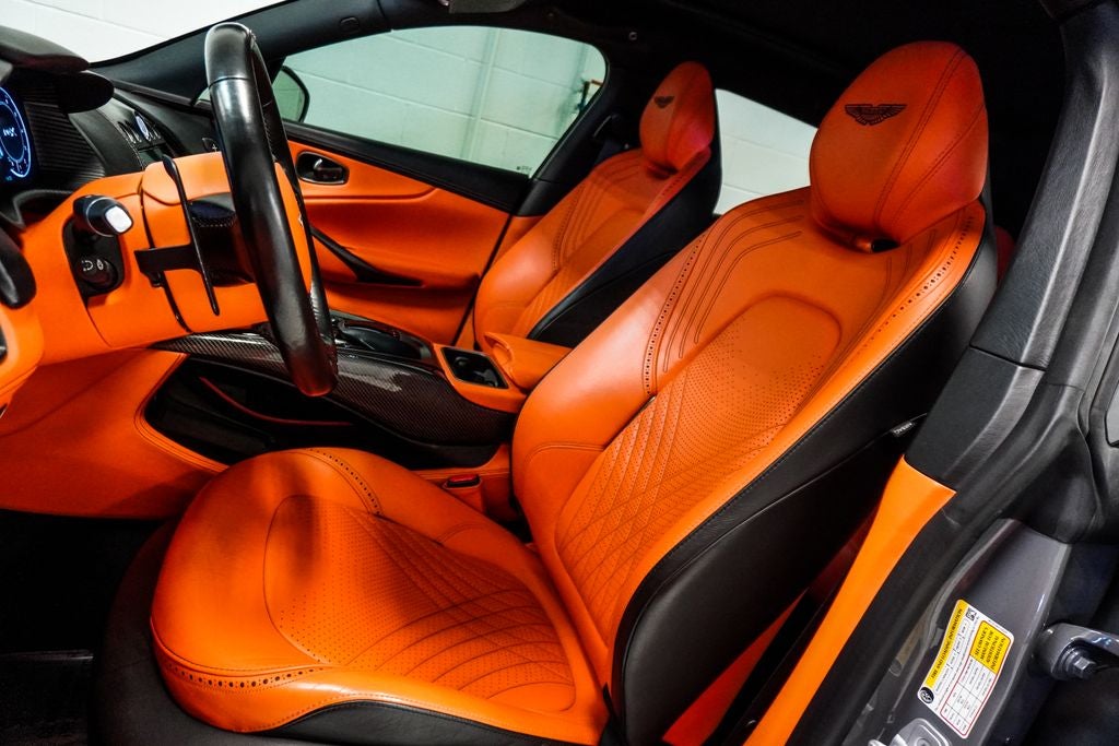 2021 Aston Martin DBX Base