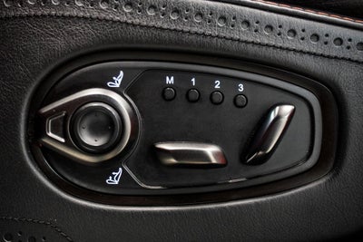2021 Aston Martin DBX Base
