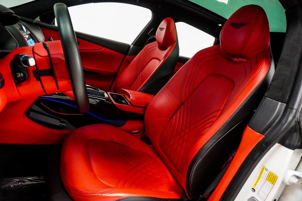 2021 Aston Martin DBX Base