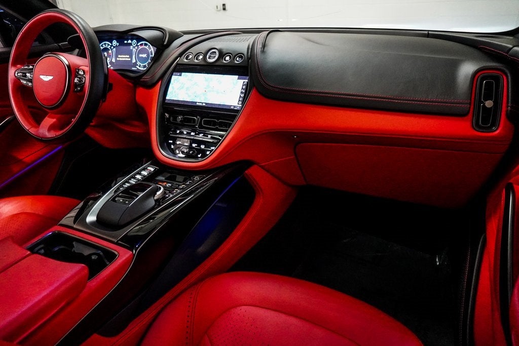 2021 Aston Martin DBX Base