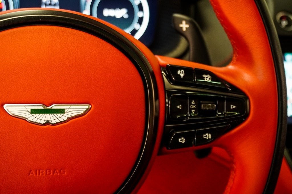 2021 Aston Martin DBX Base