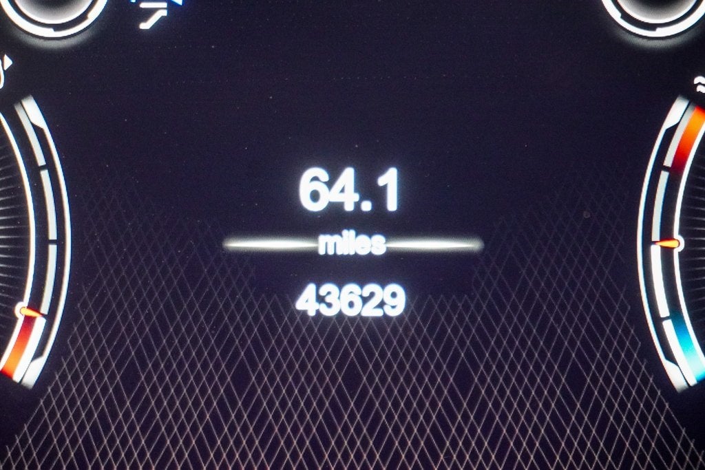 2021 Aston Martin DBX Base